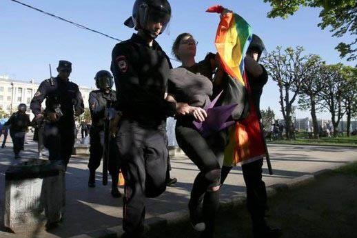 Rusia propone ley para duplicar multas por propaganda LGBT