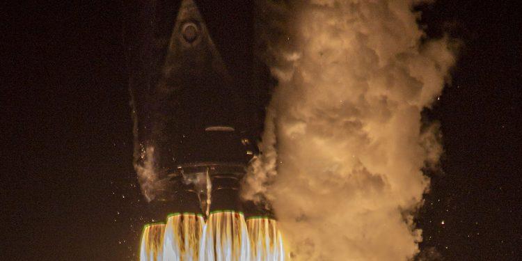 SpaceX lanza 51 satélites Starlink