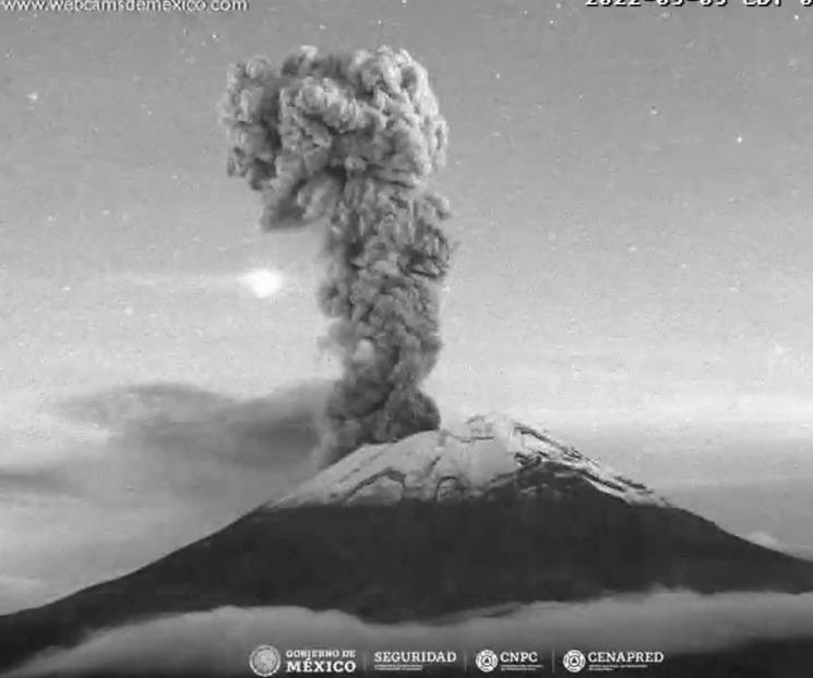 Volcán Popocatépetl registra dos fuertes explosiones