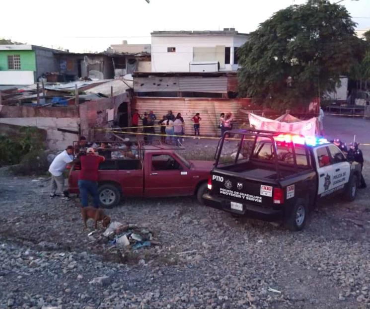 Ejecutan a hombre afuera de su casa