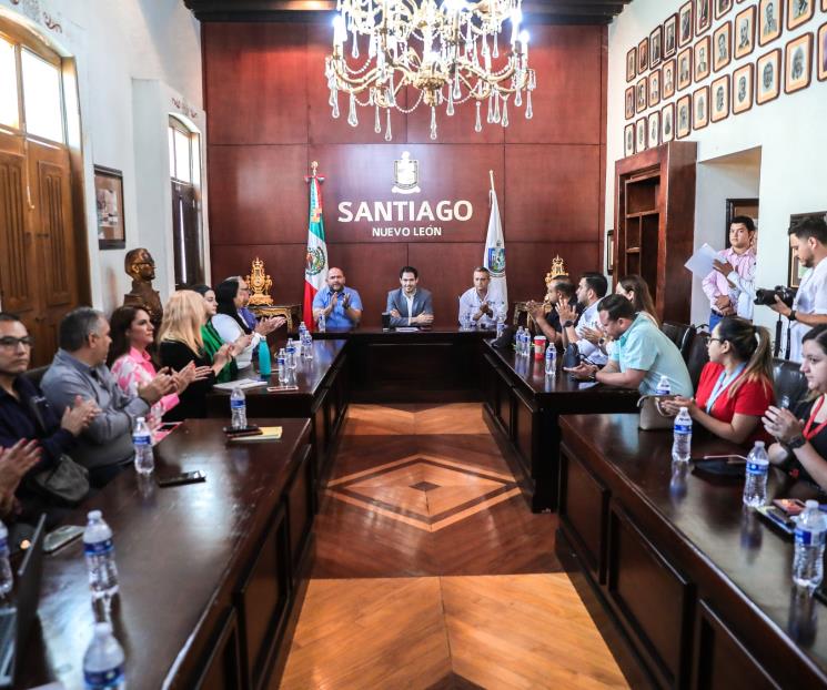 Revisa estrategias Comité Municipal de Salud de Santiago