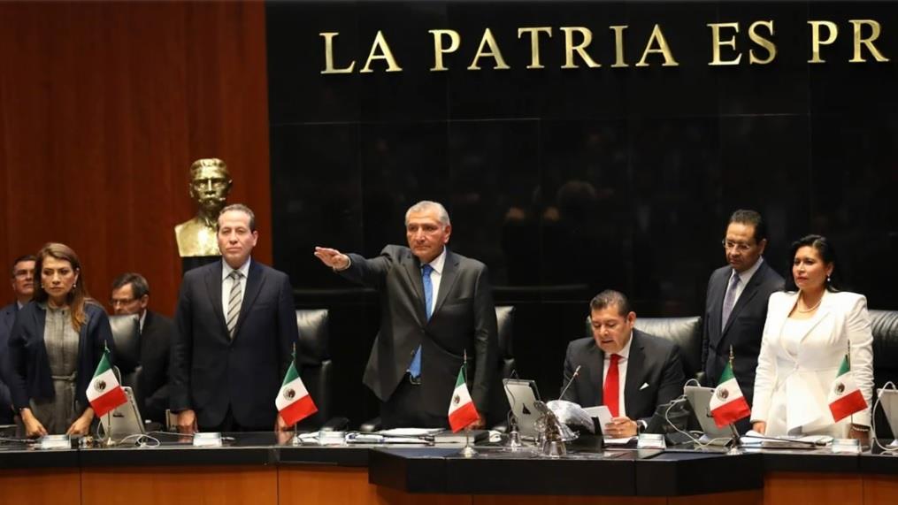 Augusto López comparece en el Senado por informe de AMLO