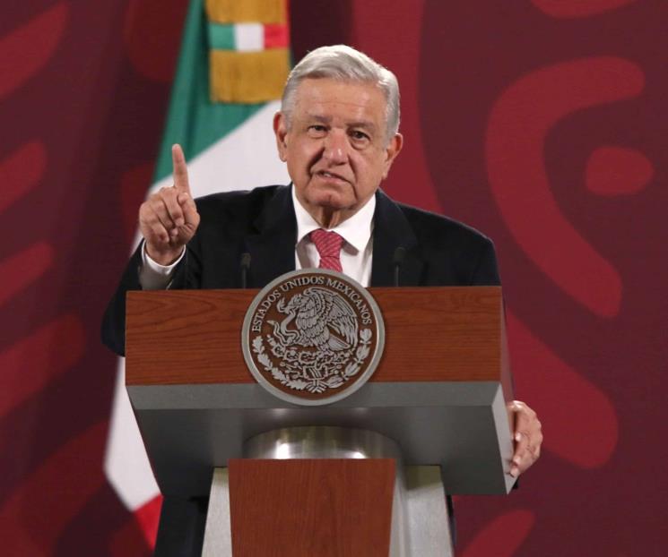 Estoy contento, la economía mexicana está creciendo: AMLO
