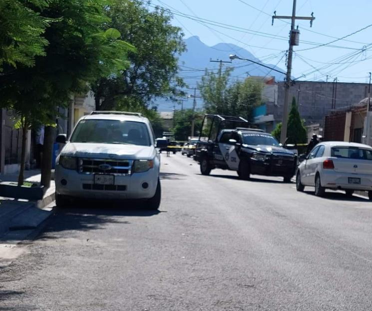 Asesinan pistoleros a hombre al norte de Monterrey
