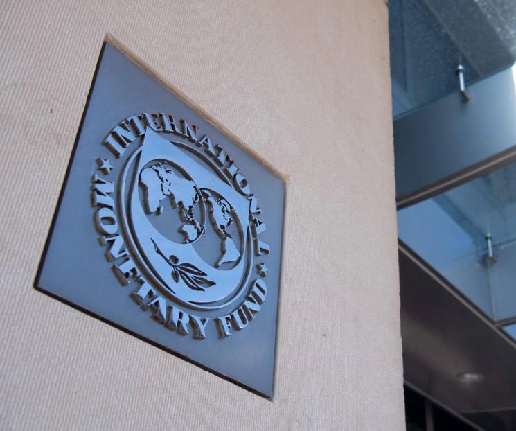 Advierte el FMI sobre alza salarial por inflación
