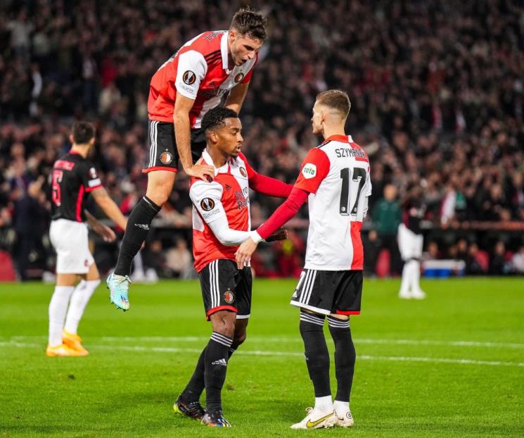 Aporta Santi con asistencia para Feyenoord en Europa League