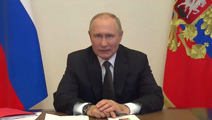 Impone Putin ley marcial en regiones anexadas
