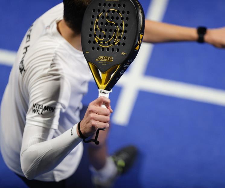 Raqueta y ratón causan codo de tenista