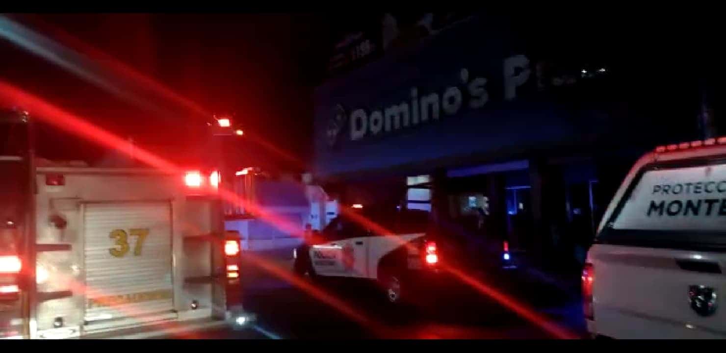 Se incendia pizzería en Mitras Centro