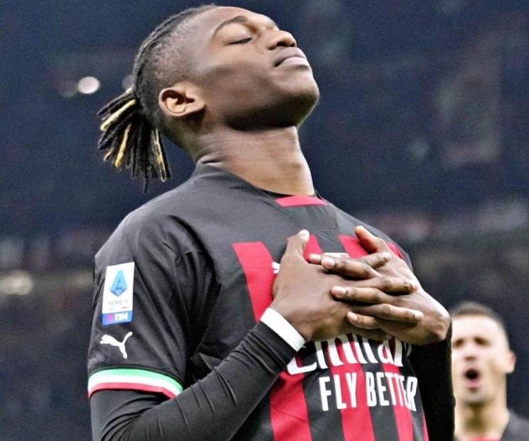 Gana AC Milán y siguen a la caza del líder Napoli