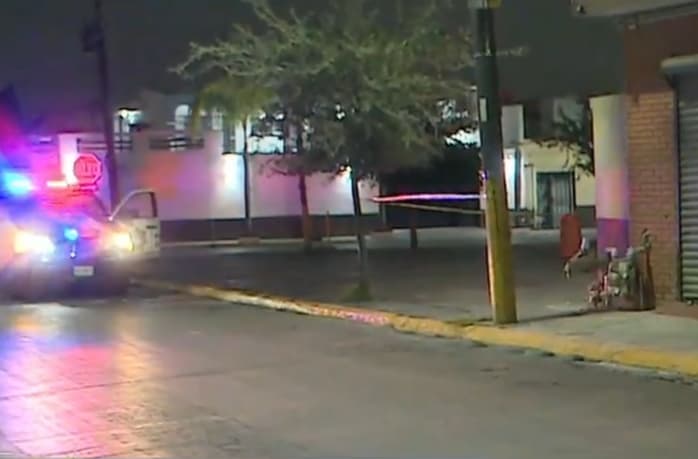 En el estacionamiento de un restaurante fue ejecutado un hombre con antecedentes de robo, lesiones y amenazas