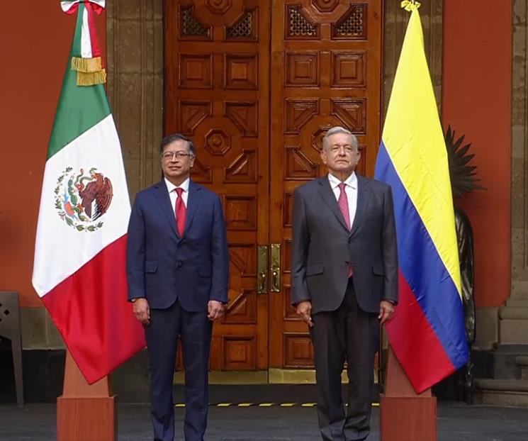 Recibe AMLO en Palacio Nacional a presidente de Colombia