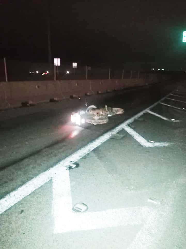 Muere motociclista al ser impactado y proyectado por un tráiler en un tramo carretero del municipio de Ciénega de Flores