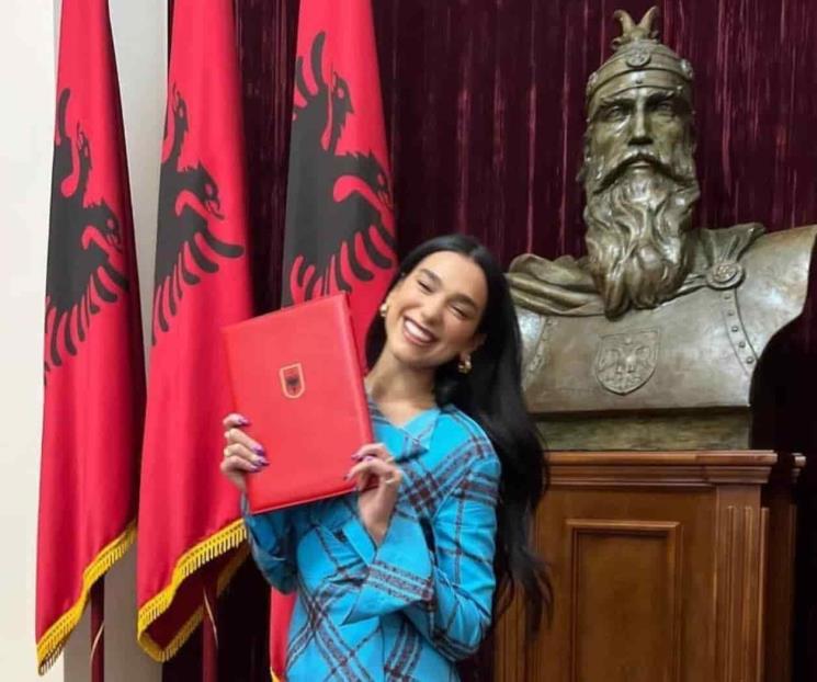 Conceden ciudadanía albanesa a Dua Lipa