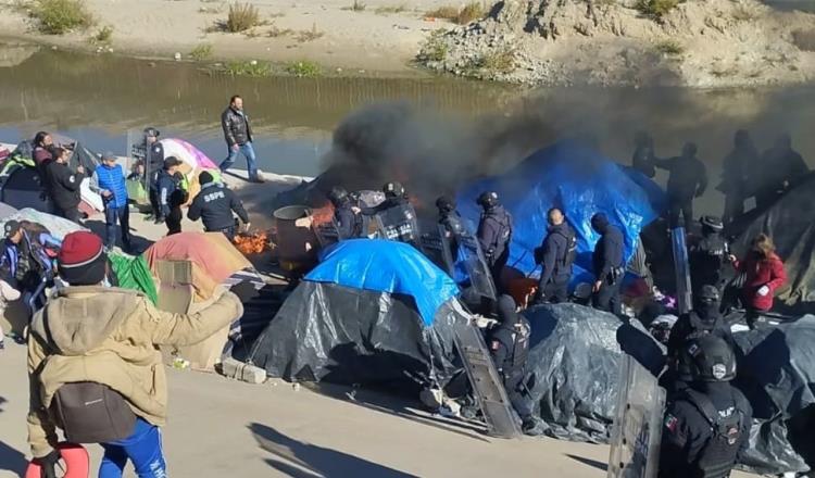 Desalojan campamento de migrantes venezolanos del Río Bravo