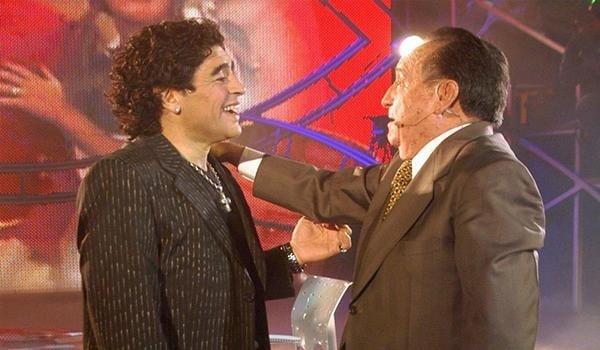 Recuerdan la entrevista que le hizo Maradona a Chespirito