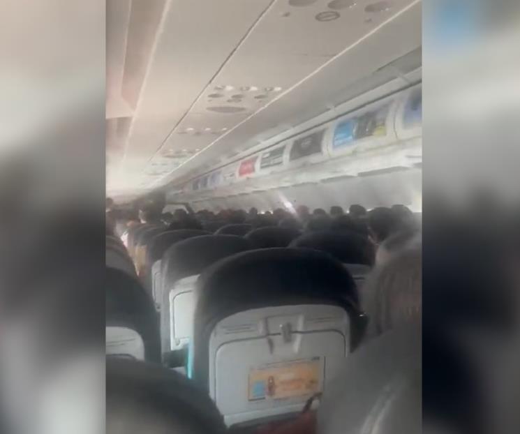 Denuncian falta de oxígeno en avión de Viva Aerobus