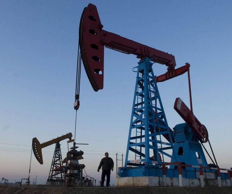 Acuerda Europa tope al petróleo ruso