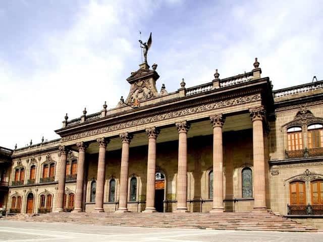 Decretan home office en Palacio de Gobierno