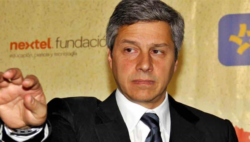 X. González anuncia acción de inconstitucionalidad contra RE