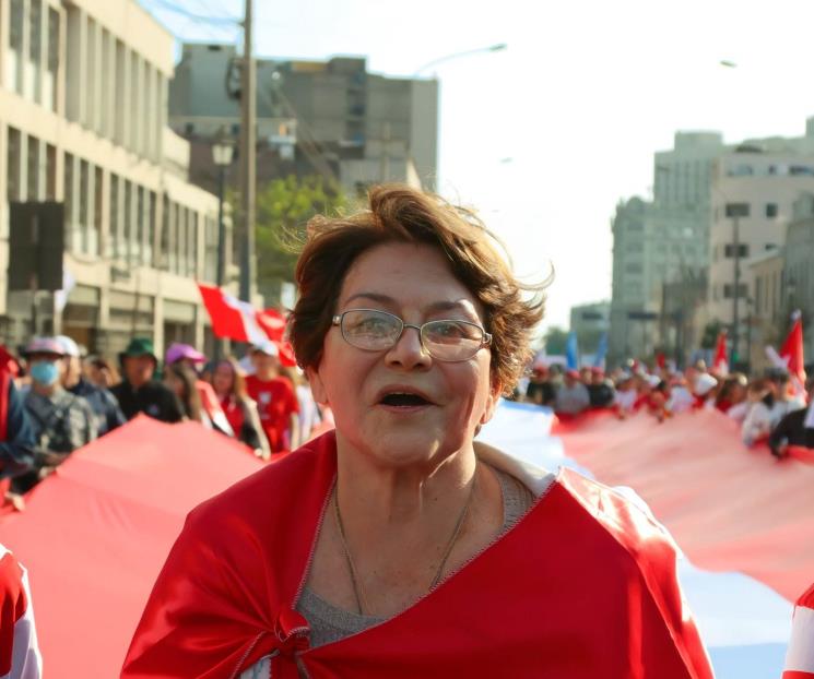 Piden declarar a AMLO persona non grata en Perú
