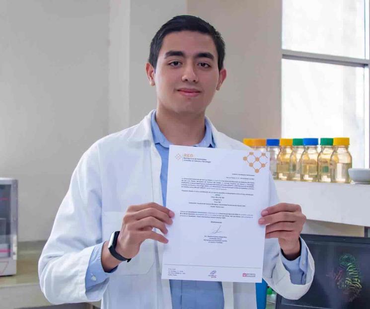 Desarrolla estudiante de UANL vacuna contra el dengue