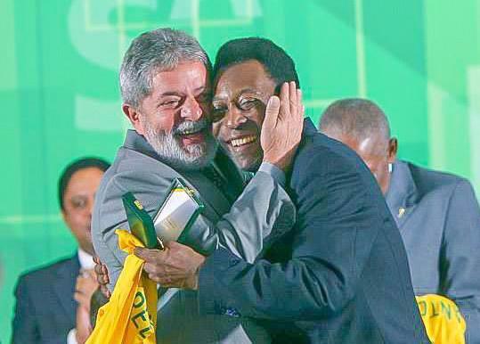 Lamentan líderes políticos la muerte de Pelé