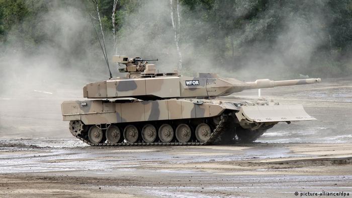 Aplaza Alemania tanques para Ucrania