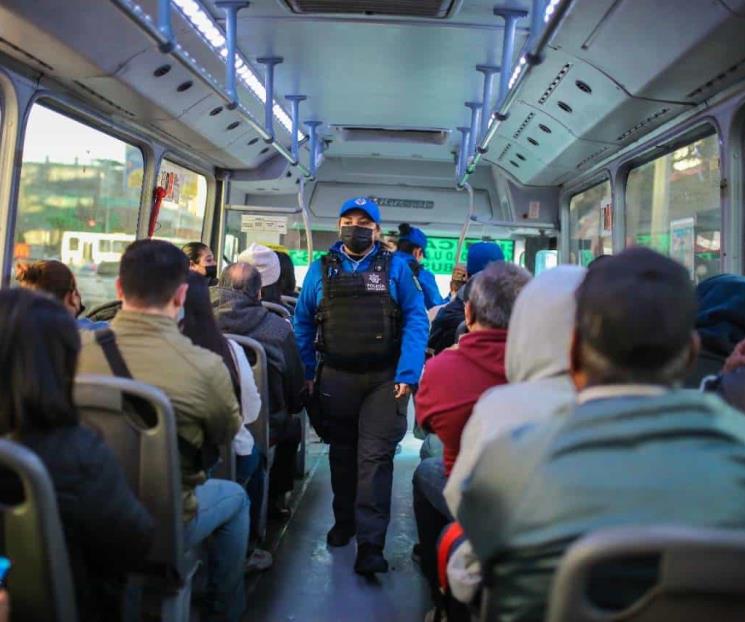 Realiza Policía de Monterrey operativos en camiones urbanos