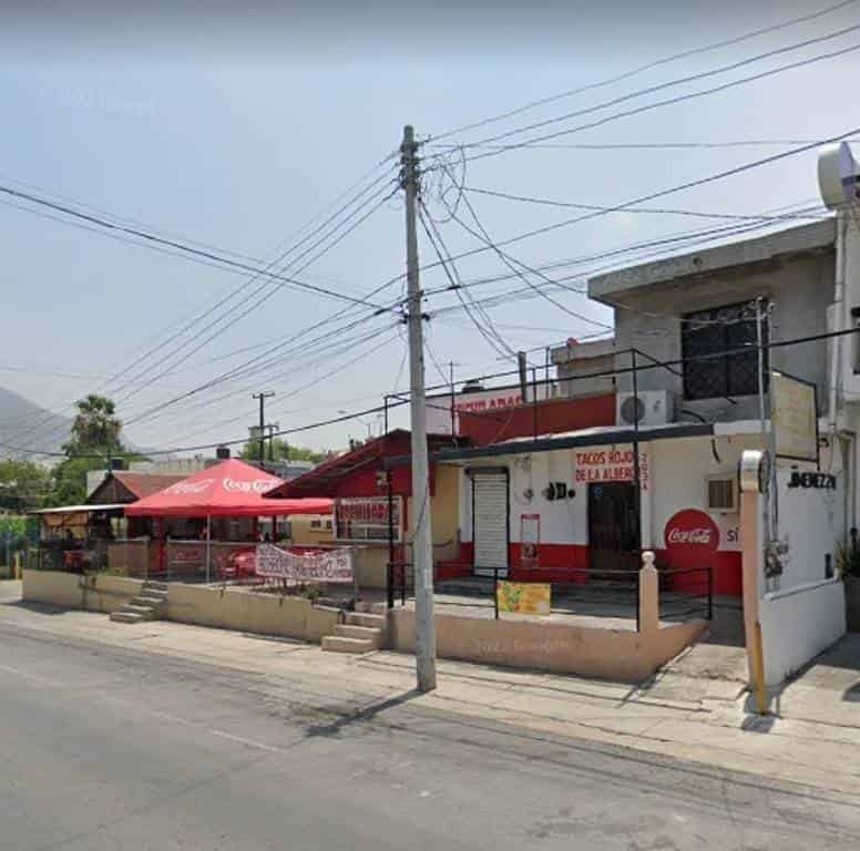 Un hombre de la tercera edad, que trabajaba como velador en un negocio de tacos del municipio de San Pedro, fue encontrado sin vida en el interior del local