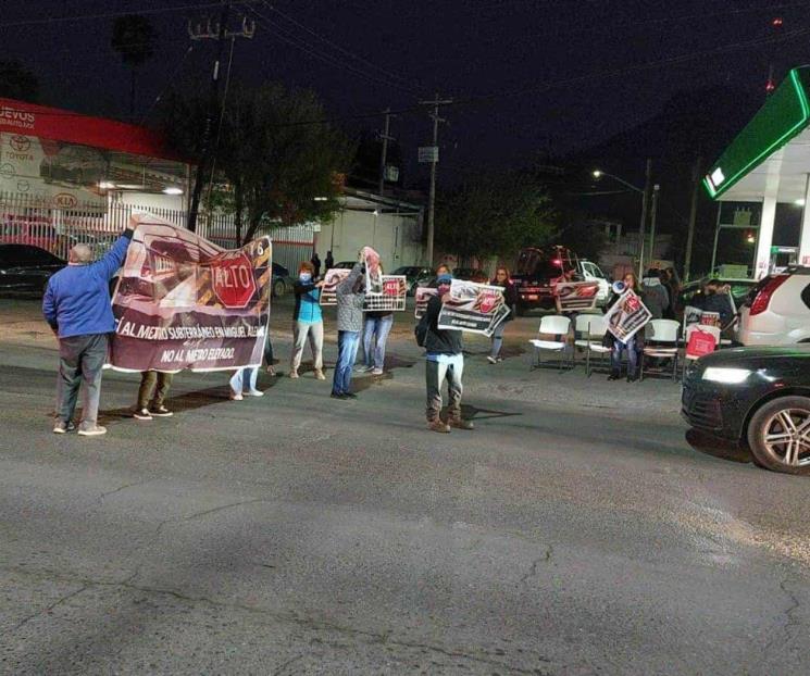 Protestan vecinos de Linda Vista por la L6 del Metro