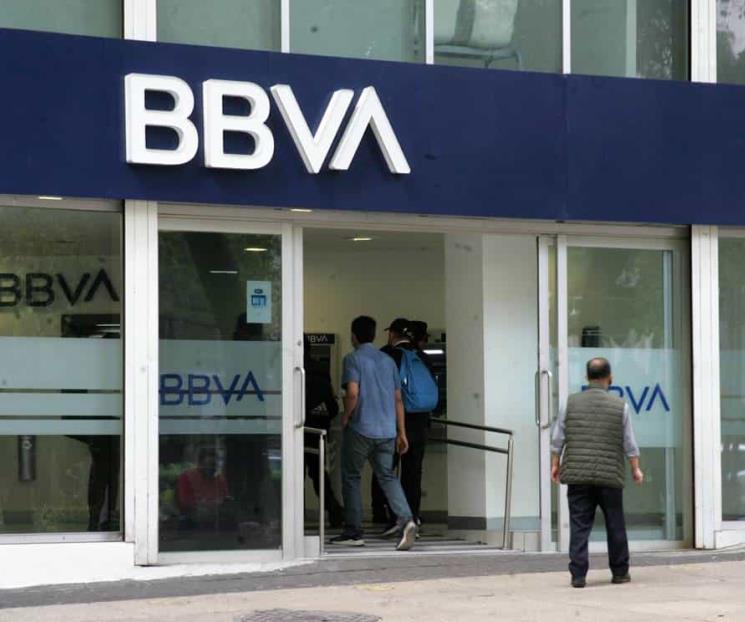 Desplaza operación digital a las sucursales bancarias