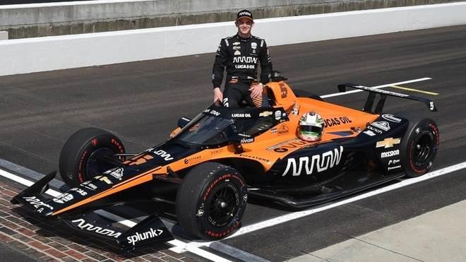 Jefe de McLaren ve a OWard con potencial de correr en F1