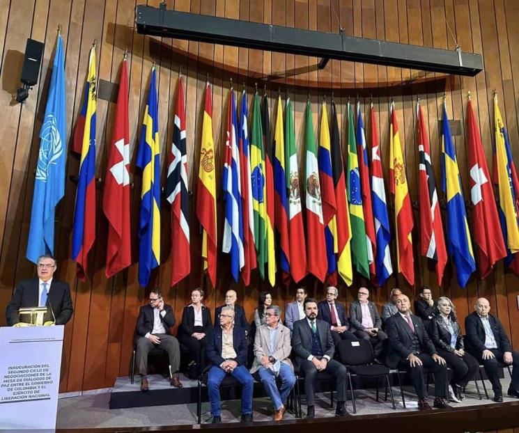  Inauguran diálogos de paz entre gobierno de Colombia y ELN