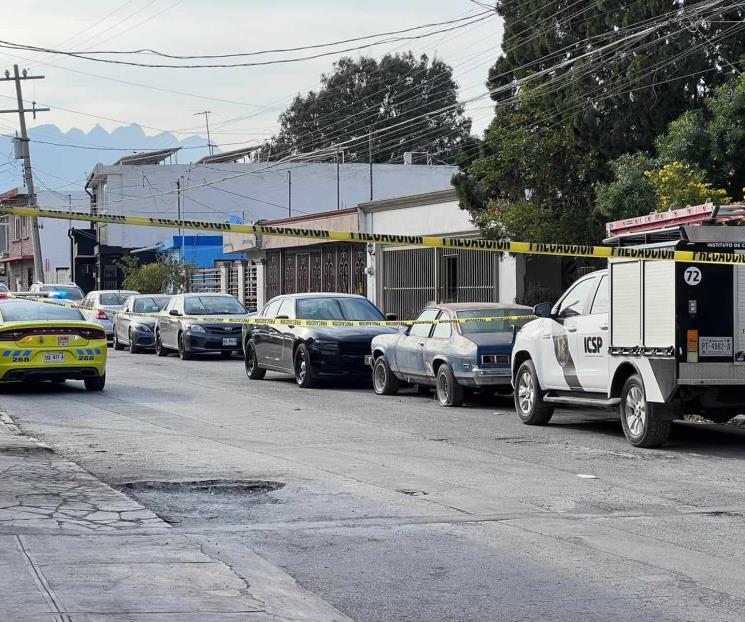 Investigan muerte de hombre en vivienda de Monterrey