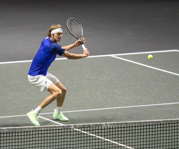 Zverev avanza en Rotterdam