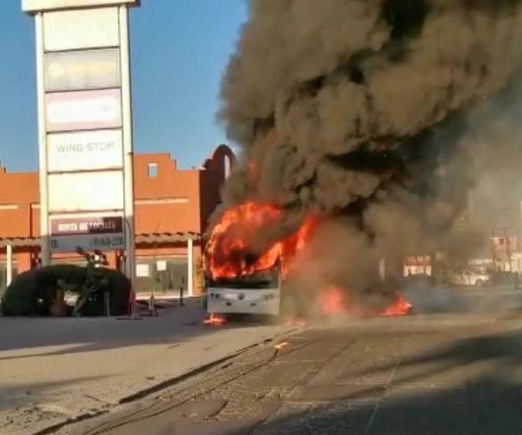 Se incendia ruta 85 La Playa