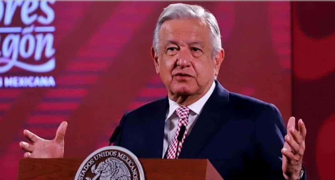 AMLO felicita a mexicanos por el Día del Amor y la Amistad