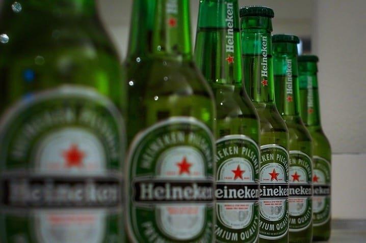 Femsa, dueña de Oxxo, desinvierte en Heineken