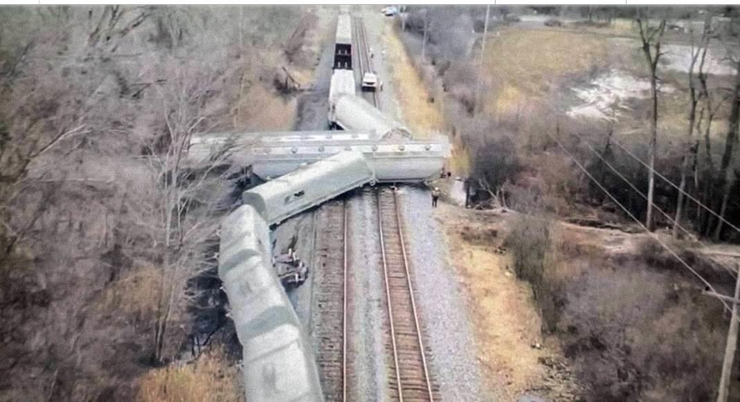 Tren se descarrila en EU, ahora en Michigan