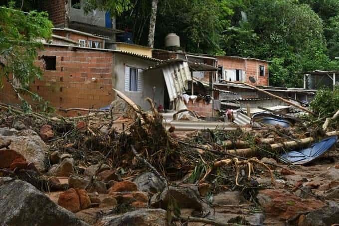 Dejan inundaciones en Brasil 40 muertos