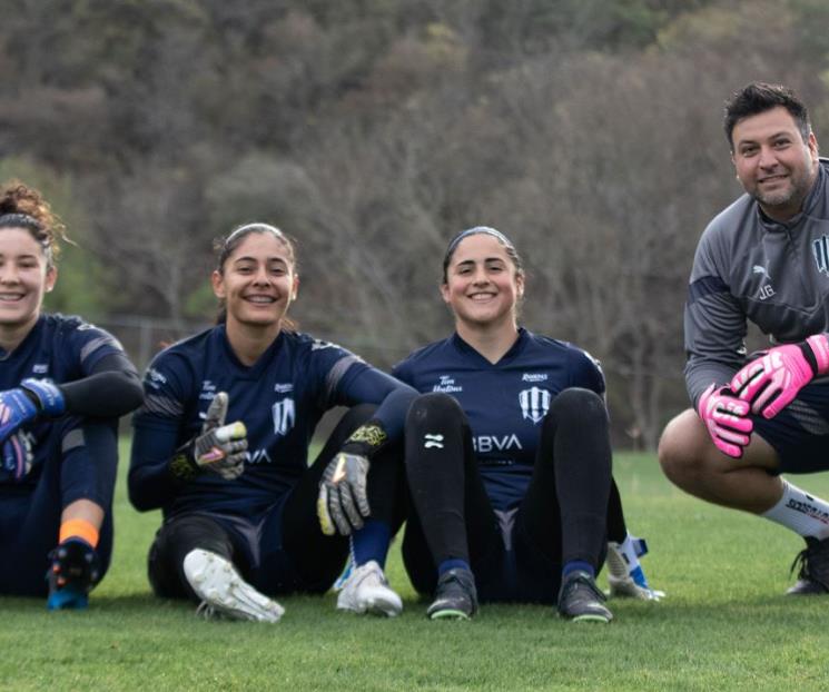 Felinas y albiazules ya entrenan con equipo completo