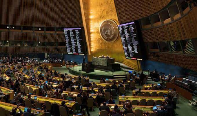 ONU, con voto de México, pide retiro ruso de Ucrania