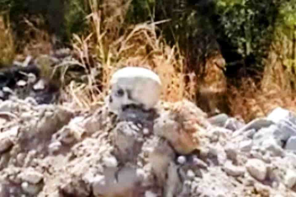 Por medio de prueba de ADN, la Fiscalía General de Justicia del Estado, intenta identificar a que persona, pertenecía un cráneo humano, encontrado en un predio del municipio de Apodaca