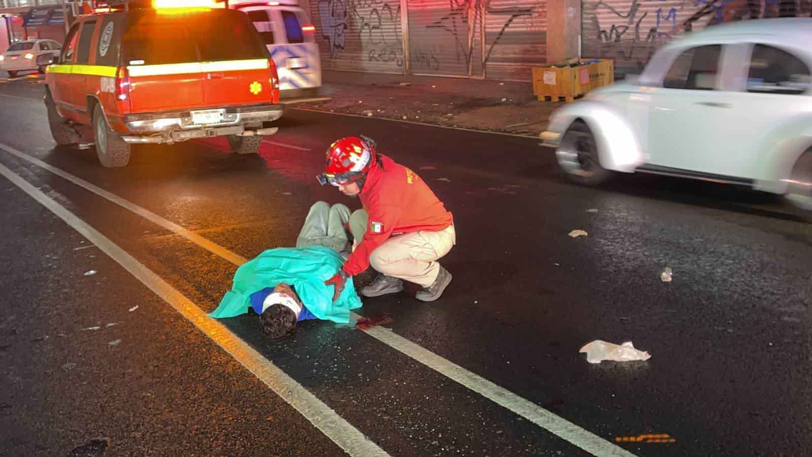 Al intentar cruzar la Avenida Gonzalitos, un hombre fue atropellado por un automovilista que se dio a la fuga