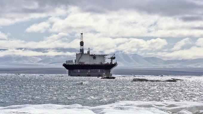 Aprueba Biden proyecto petrolero en Alaska