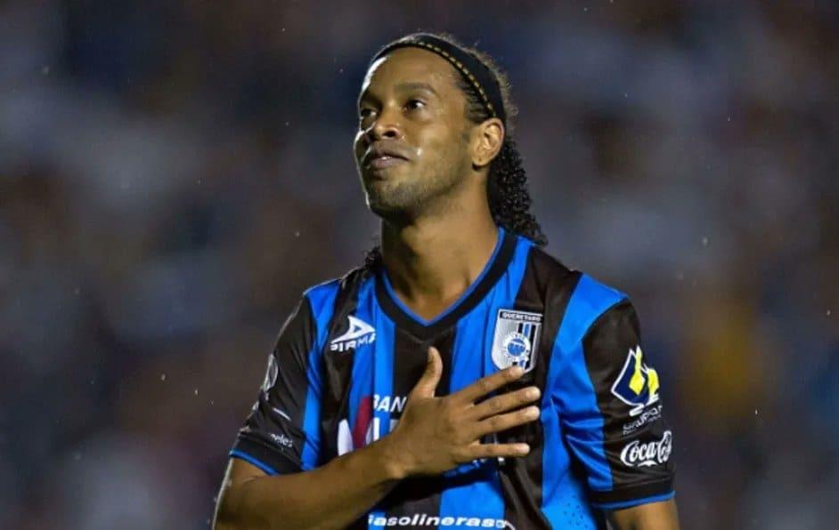 Cobrará Ronaldinho 150 mil dólares al Querétaro
