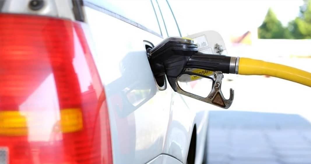 México vende la sexta gasolina más cara de América Latina