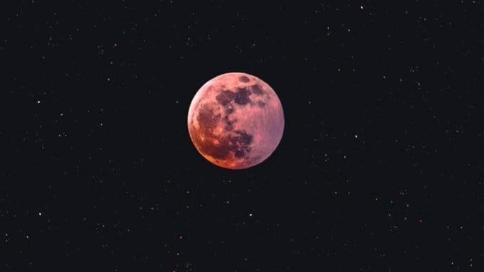 Explicación de la Luna rosa de abril 2023