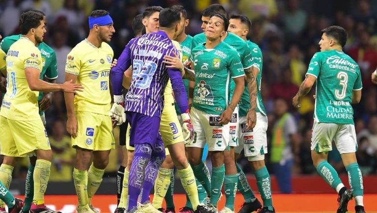 Aceptan León y Romero disculpas de árbitro